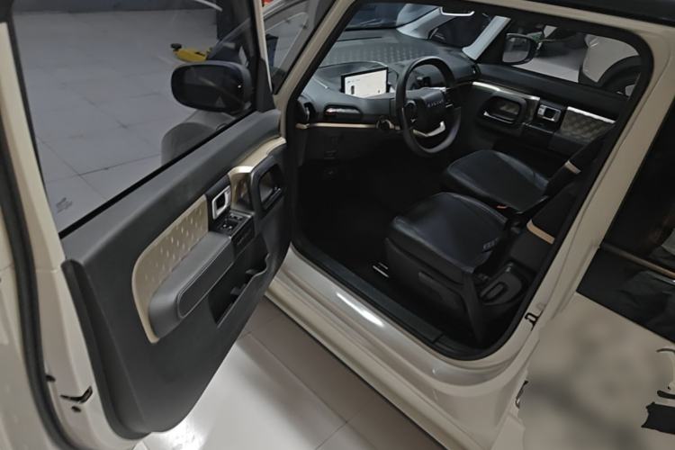 Used Baojun KiWi EV 2022 Designer Lite Edition Ternary Lithium Driver Seat