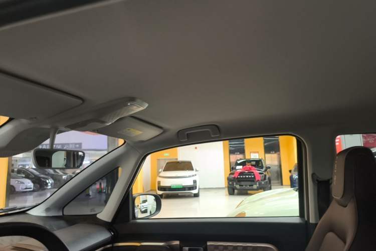 Used Baojun KiWi EV 2022 Artist Lite Edition Ternary Lithium Headliner