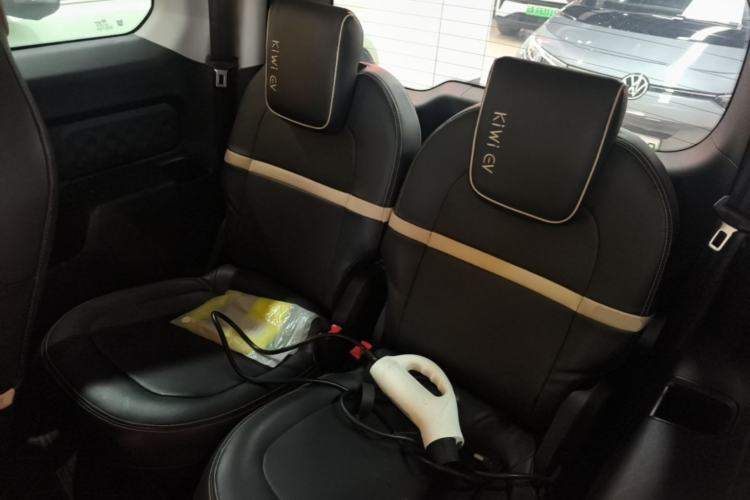 Used Baojun KiWi EV 2022 Artist Lite Edition Ternary Lithium Left Rear Seat