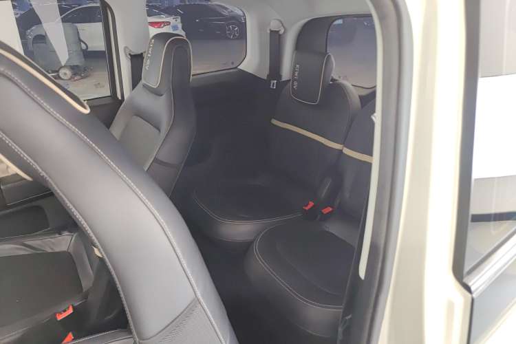 Used Baojun KiWi EV 2022 Designer Lite Edition Lithium Iron Phosphate Left Rear Seat
