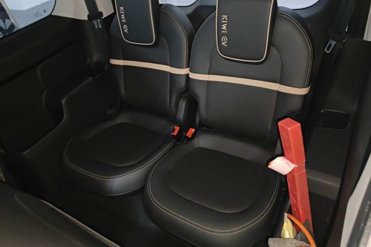 Used Baojun KiWi EV 2022 Designer Lite Edition Ternary Lithium Left Rear Seat