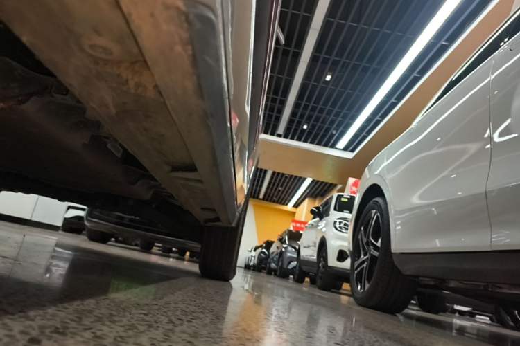 Used Baojun KiWi EV 2022 Artist Lite Edition Ternary Lithium Left Side Sill
