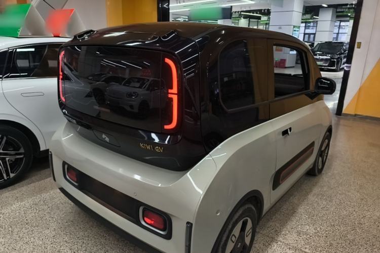 Used Baojun KiWi EV 2022 Artist Lite Edition Ternary Lithium Rear Right 45 Deg