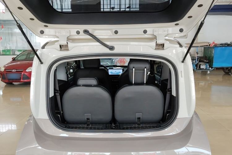 Used Baojun KiWi EV 2022 Designer Lite Edition Lithium Iron Phosphate Trunk