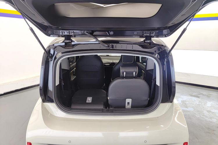 Used Baojun KiWi EV 2022 Designer Lite Edition Lithium Iron Phosphate Trunk