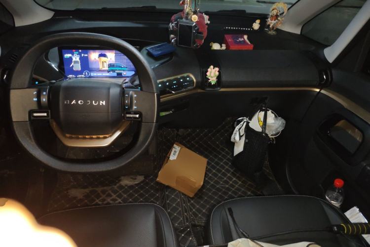 Used Baojun KiWi EV 2022 Artist Lite Edition Ternary Lithium Center Console