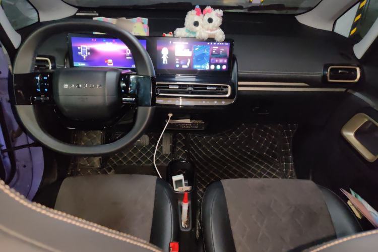Used Baojun KiWi EV 2022 Artist Lite Edition Lithium Iron Phosphate Center Console