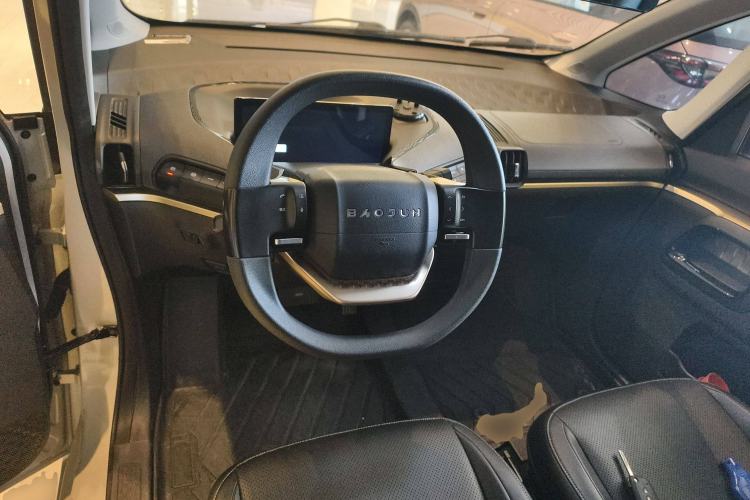 Used Baojun KiWi EV 2022 Designer Lite Edition Ternary Lithium Center Console