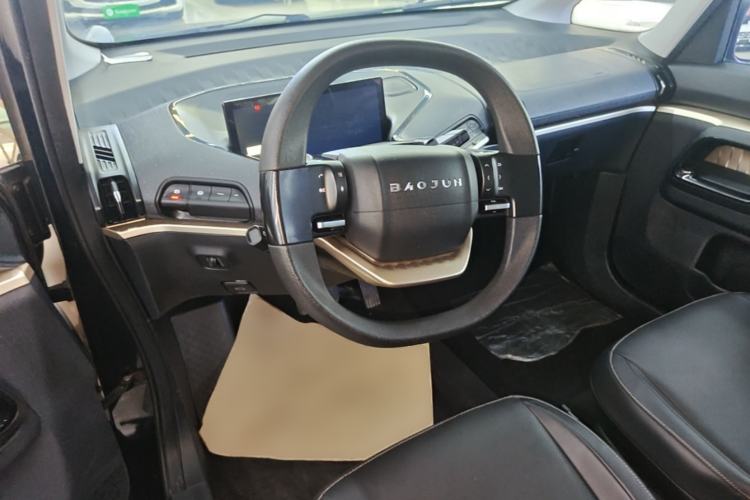 Used Baojun KiWi EV 2022 Artist Lite Edition Ternary Lithium Center Console