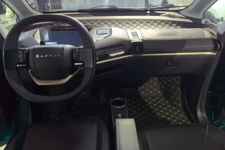 Used Baojun KiWi EV 2022 Designer Lite Edition Lithium Iron Phosphate Center Console