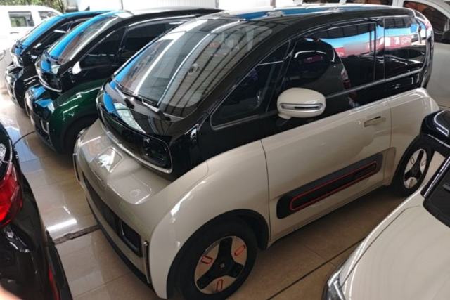 Used Baojun KiWi EV 2022 Artist Lite Edition Lithium Iron Phosphate
