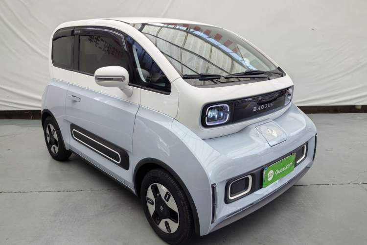 Used Baojun KiWi EV 2022 Artist Lite Edition Ternary Lithium Exterior 1
