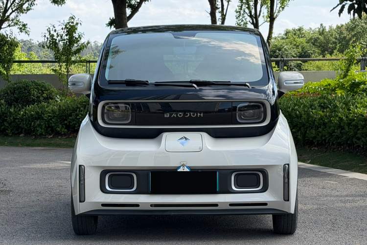 Used Baojun KiWi EV 2022 Artist Lite Edition Ternary Lithium Exterior 2