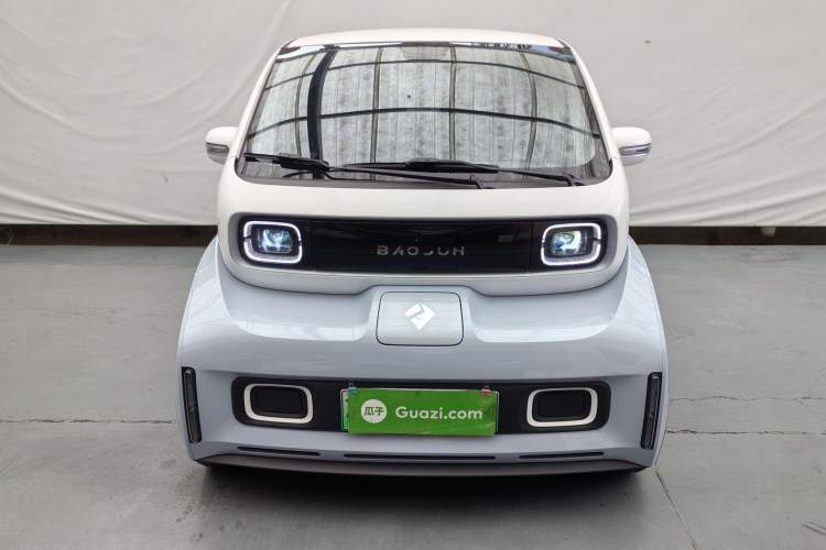 Used Baojun KiWi EV 2022 Artist Lite Edition Ternary Lithium Exterior 3