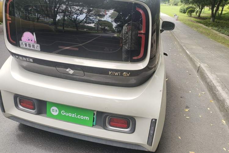 Used Baojun KiWi EV 2022 Artist Lite Edition Ternary Lithium Exterior 3