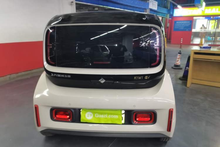 Used Baojun KiWi EV 2022 Designer Lite Edition Lithium Iron Phosphate Exterior 4