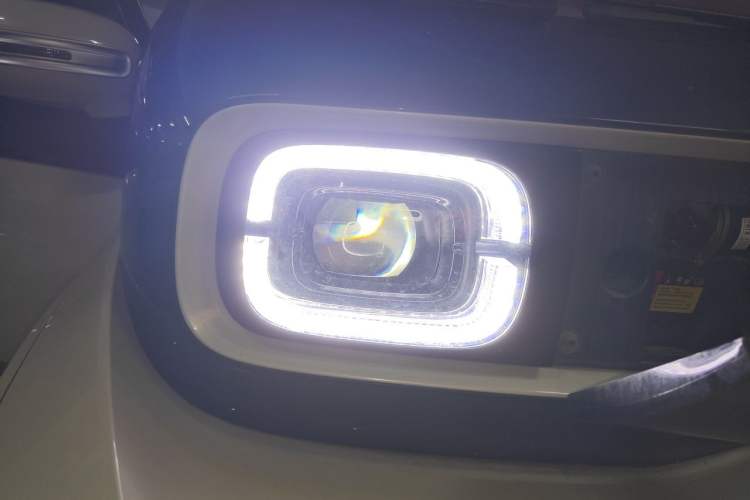 Used Baojun KiWi EV 2022 Artist Lite Edition Ternary Lithium Exterior 6