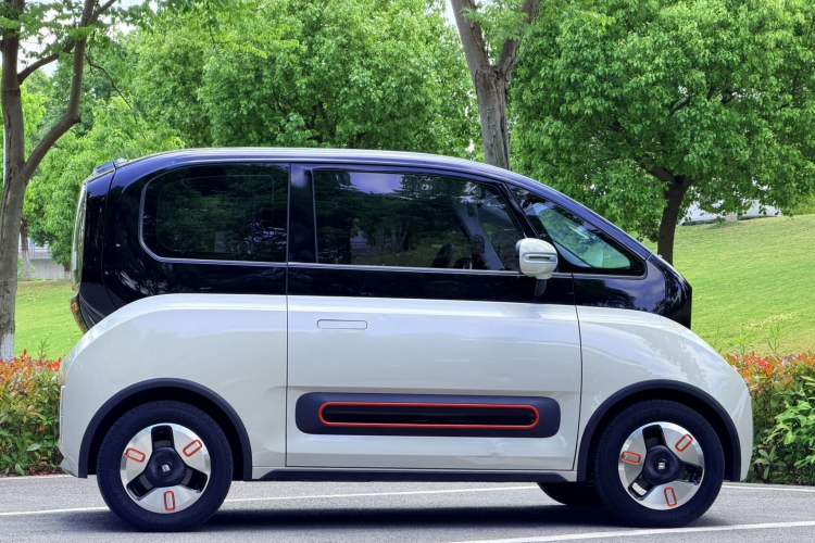 Used Baojun KiWi EV 2022 Designer Lite Edition Lithium Iron Phosphate Exterior 8