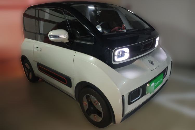 Used Baojun KiWi EV 2022 Artist Lite Edition Ternary Lithium Front Right 45 Deg