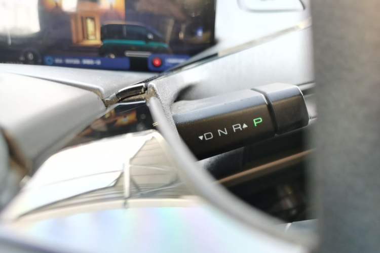 Used Baojun KiWi EV 2022 Designer Lite Edition Lithium Iron Phosphate Gear Lever