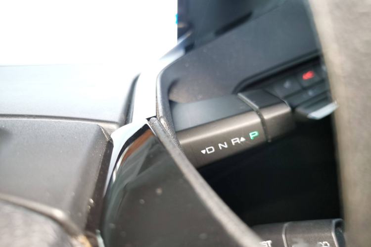 Used Baojun KiWi EV 2022 Artist Lite Edition Lithium Iron Phosphate Gear Lever