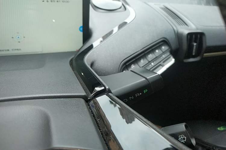 Used Baojun KiWi EV 2022 Artist Lite Edition Ternary Lithium Gear Lever