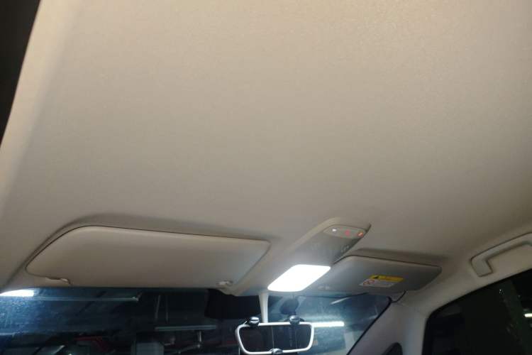 Used Baojun KiWi EV 2022 Artist Lite Edition Ternary Lithium Headliner