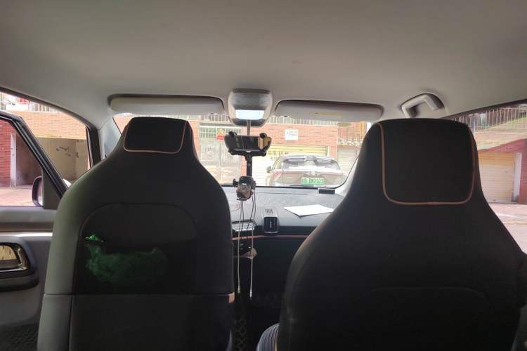 Used Baojun KiWi EV 2022 Artist Lite Edition Ternary Lithium Headliner