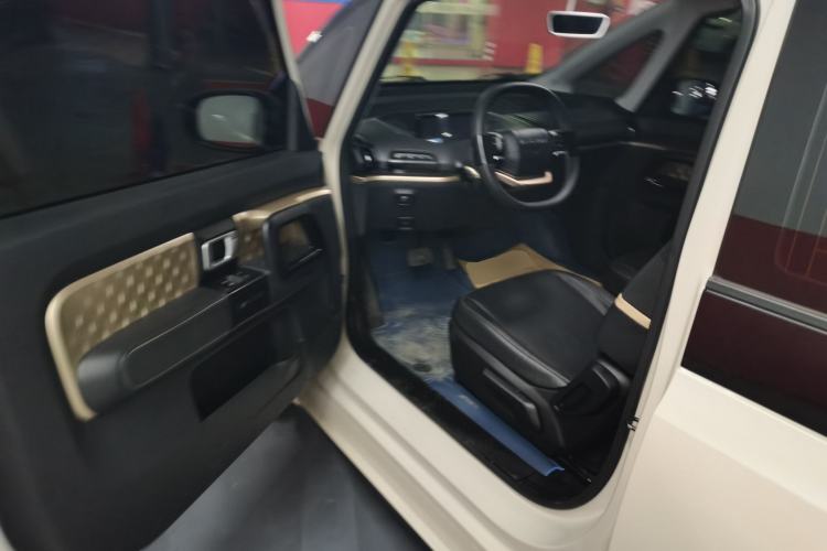 Used Baojun KiWi EV 2022 Designer Lite Edition Lithium Iron Phosphate Interior 3