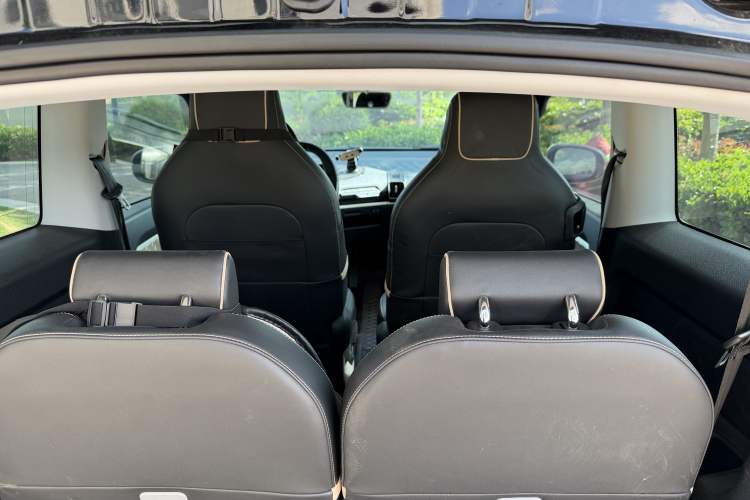 Used Baojun KiWi EV 2022 Artist Lite Edition Ternary Lithium Interior 3