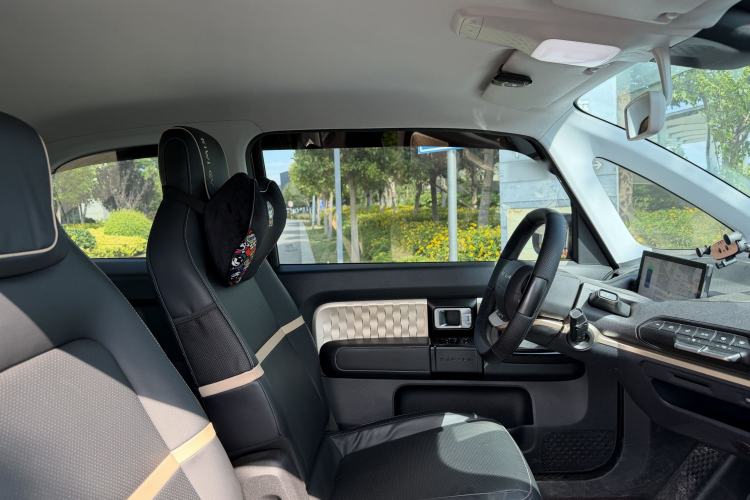 Used Baojun KiWi EV 2022 Artist Lite Edition Ternary Lithium Interior 8