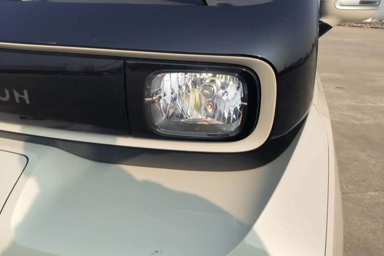 Used Baojun KiWi EV 2022 Designer Lite Edition Ternary Lithium Left Front Headlight