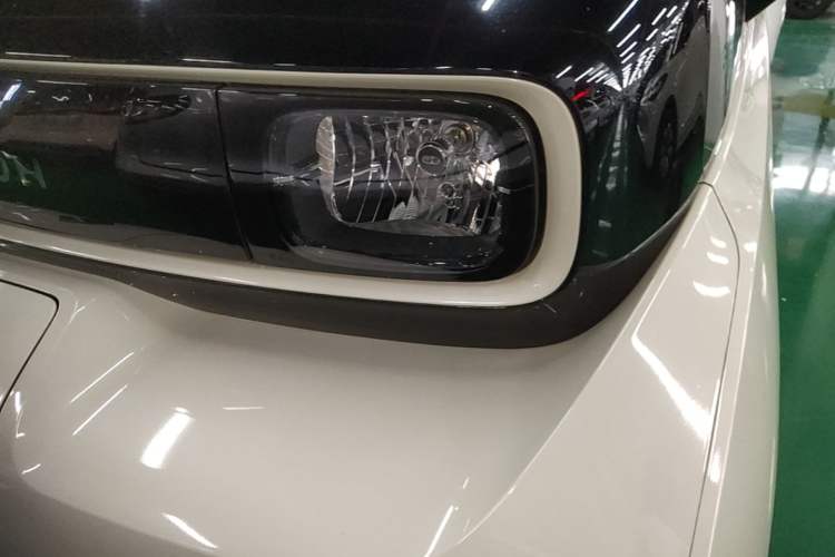 Used Baojun KiWi EV 2022 Designer Lite Edition Lithium Iron Phosphate Left Front Headlight