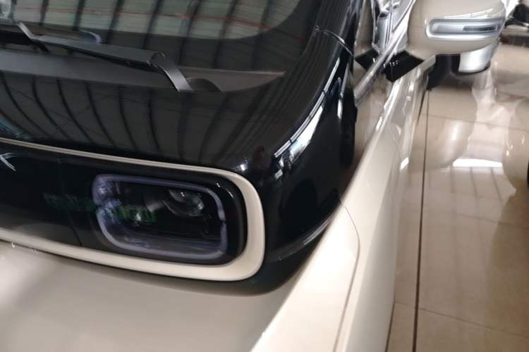Used Baojun KiWi EV 2022 Artist Lite Edition Lithium Iron Phosphate Left Front Headlight