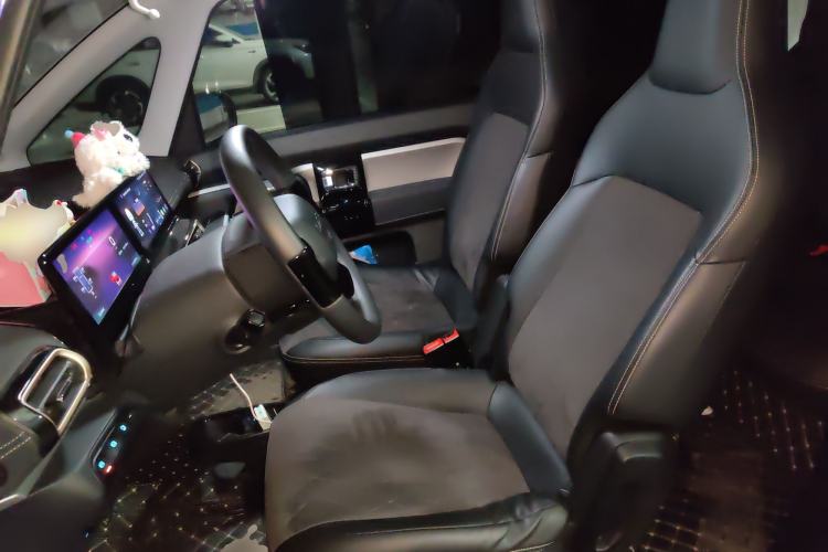 Used Baojun KiWi EV 2022 Artist Lite Edition Lithium Iron Phosphate Left Front Seat