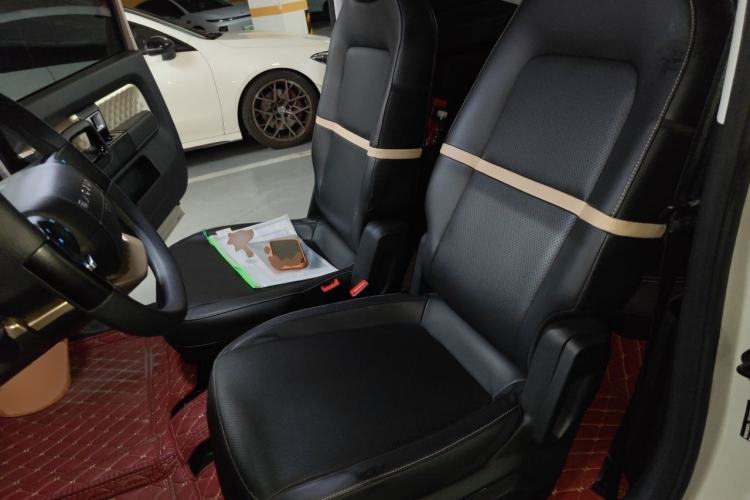 Used Baojun KiWi EV 2022 Artist Lite Edition Ternary Lithium Left Front Seat