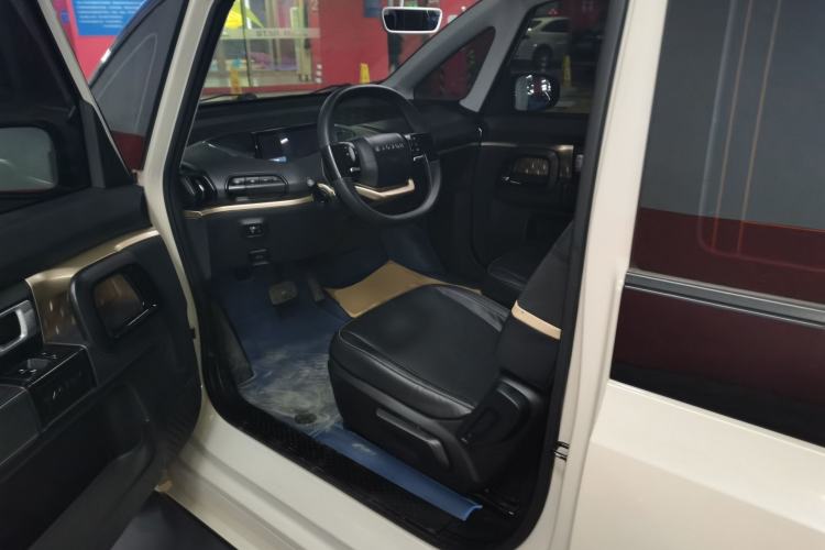 Used Baojun KiWi EV 2022 Designer Lite Edition Lithium Iron Phosphate Left Front Seat