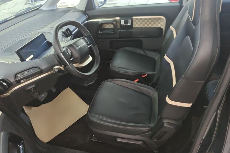 Used Baojun KiWi EV 2022 Artist Lite Edition Ternary Lithium Left Front Seat