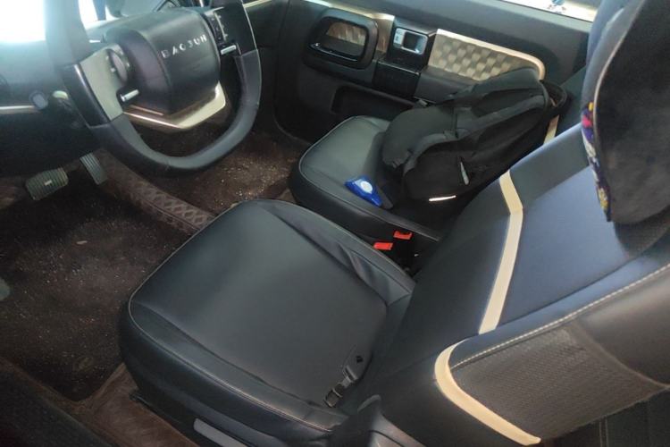 Used Baojun KiWi EV 2022 Artist Lite Edition Ternary Lithium Left Front Seat