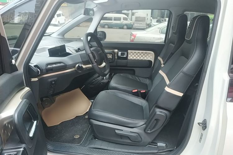 Used Baojun KiWi EV 2022 Artist Lite Edition Ternary Lithium Left Front Seat