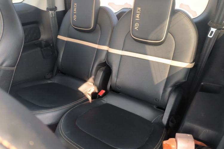 Used Baojun KiWi EV 2022 Designer Lite Edition Ternary Lithium Left Rear Seat
