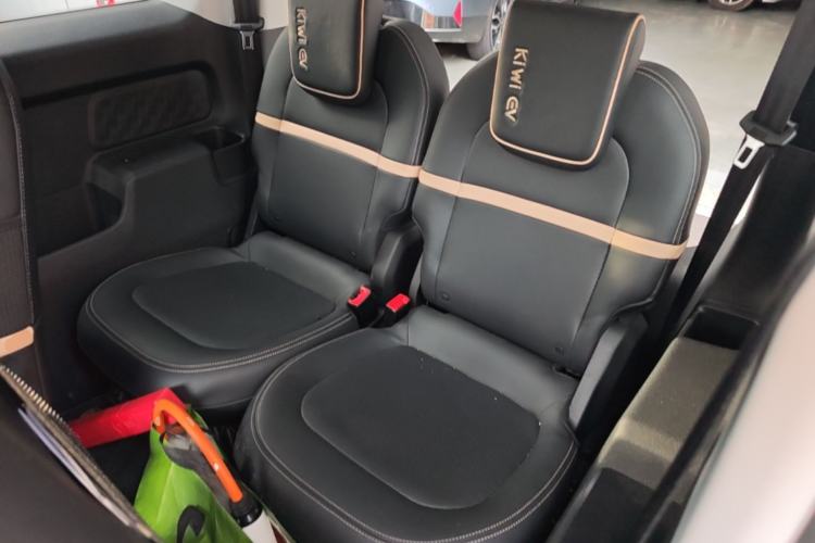Used Baojun KiWi EV 2022 Designer Lite Edition Ternary Lithium Left Rear Seat