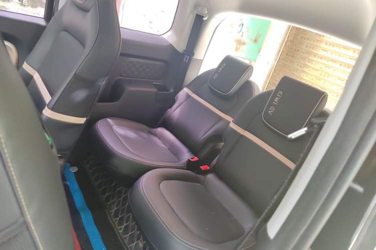 Used Baojun KiWi EV 2022 Artist Lite Edition Ternary Lithium Left Rear Seat