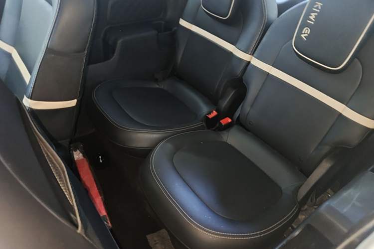 Used Baojun KiWi EV 2022 Artist Lite Edition Ternary Lithium Left Rear Seat