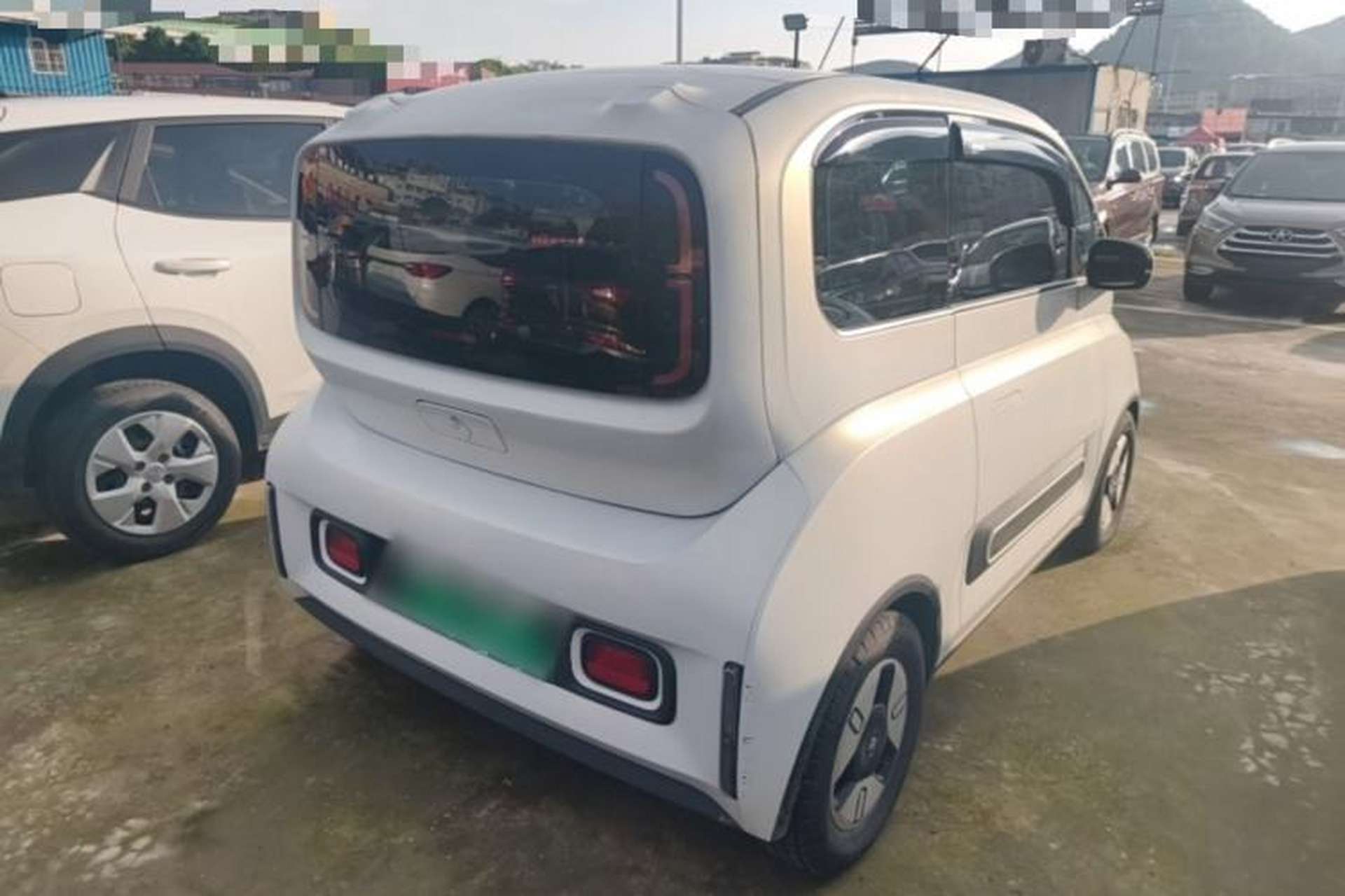 Used Baojun KiWi EV 2022 Artist Lite Edition Lithium Iron Phosphate Rear Right 45 Deg