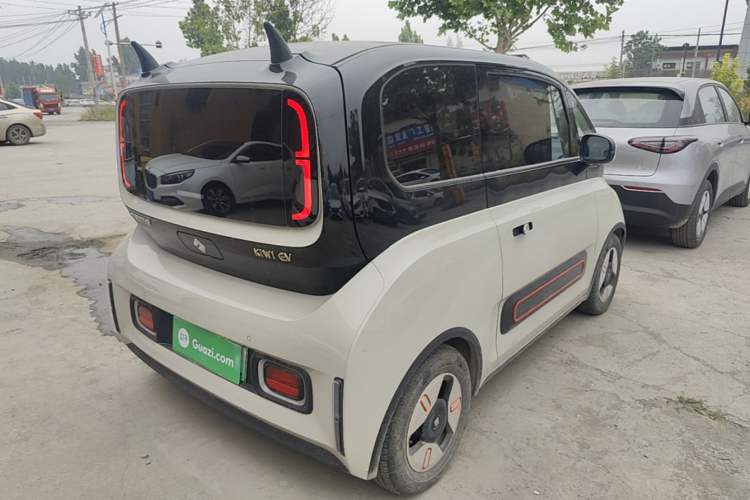 Used Baojun KiWi EV 2022 Artist Lite Edition Lithium Iron Phosphate Rear Right 45 Deg