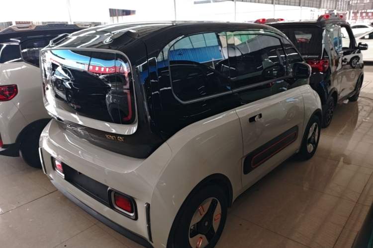 Used Baojun KiWi EV 2022 Artist Lite Edition Lithium Iron Phosphate Rear Right 45 Deg