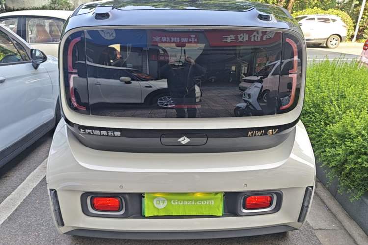 Used Baojun KiWi EV 2022 Artist Lite Edition Lithium Iron Phosphate Rear