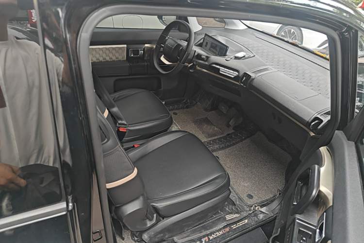 Used Baojun KiWi EV 2022 Artist Lite Edition Ternary Lithium Right Front Seat