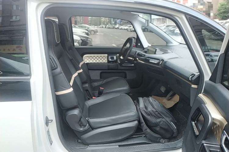 Used Baojun KiWi EV 2022 Artist Lite Edition Ternary Lithium Right Front Seat